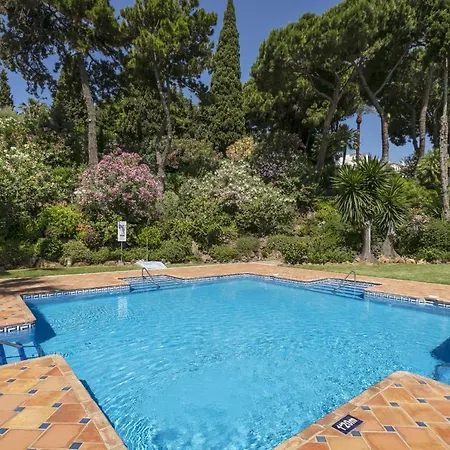 Senorio De Marbella - 3 Bedroom Penthouse By Finest Rentals Marbellac