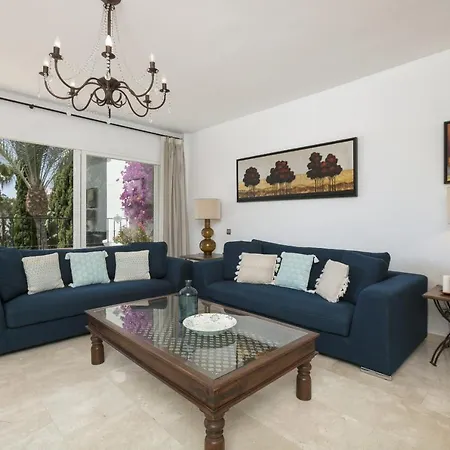 Daire Senorio De Marbella - 3 Bedroom Penthouse By Finest Rentals