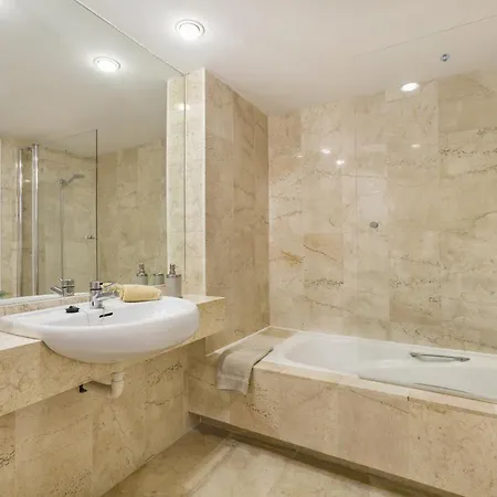 Daire Senorio De Marbella - 3 Bedroom Penthouse By Finest Rentals *