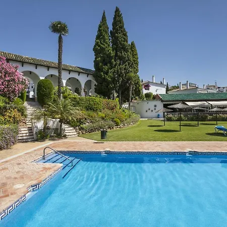 Senorio De Marbella - 3 Bedroom Penthouse By Finest Rentals Марбелья