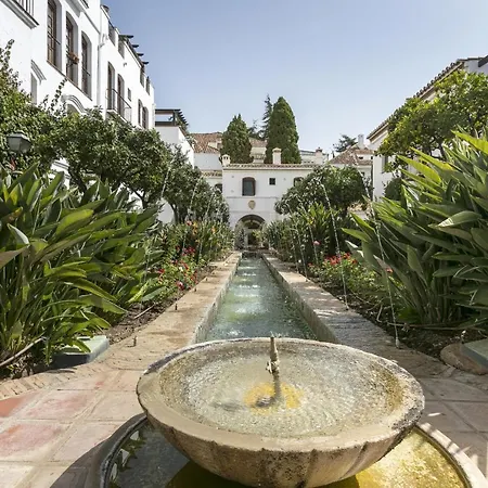 Апартаменты Senorio De Marbella - 3 Bedroom Penthouse By Finest Rentals