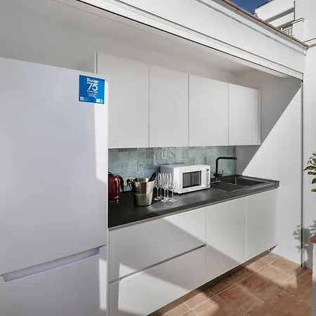 Senorio De Marbella - 3 Bedroom Penthouse By Finest Rentals Марбелья