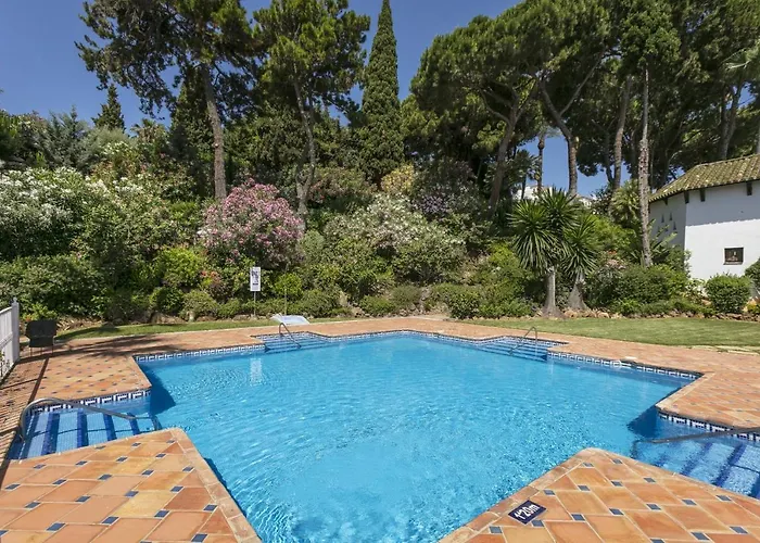 Senorio De Marbella - 3 Bedroom Penthouse By Finest Rentals Marbella