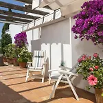Senorio De - 3 Bedroom Penthouse By Finest Apartment