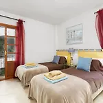 Senorio De - 3 Bedroom Penthouse By Finest