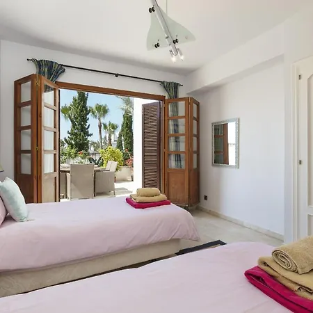 Senorio De Marbella - 3 Bedroom Penthouse By Finest Rentals